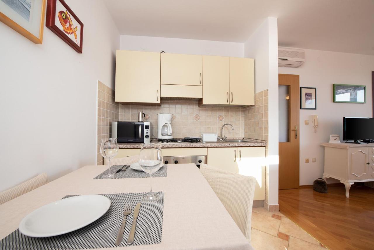 Cozy Apartment Bosnjak Near Opatija, With Sea View Terrace, Air Condition, Free Private Parking อิตชิชี ภายนอก รูปภาพ